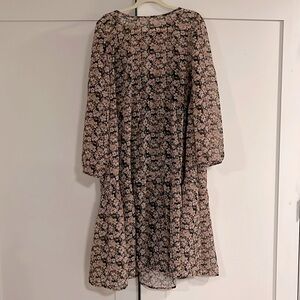 Ellos Sheer Overlay Tiered Dress  - Black and Ivory Floral, Size 18/20 NWT